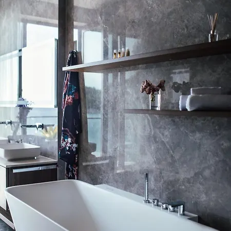 Ravishing 5 Bedrooms Ocean Serenity Private Pool *