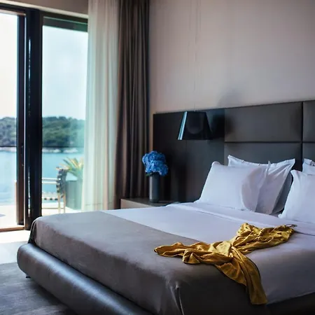 Ravishing 5 Bedrooms Ocean Serenity Private Pool Dazzling Sea Views Zaton Villa