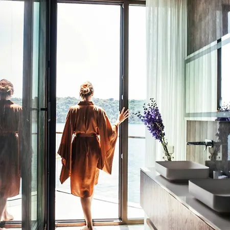 Ravishing 5 Bedrooms Ocean Serenity Private Pool&dazzling Sea Views Zaton Villa