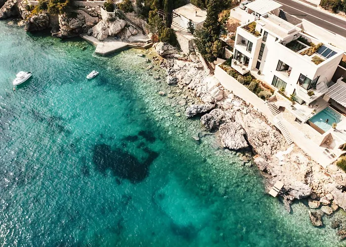 Ravishing 5 Bedrooms Ocean Serenity Private Pool Villa Štikovica