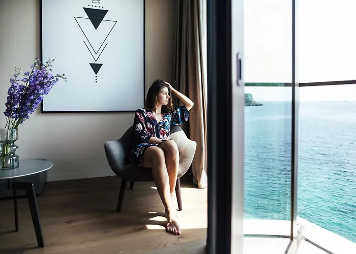 Ravishing 5 Bedrooms Ocean Serenity Private Pool