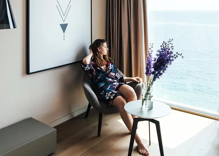 Ravishing 5 Bedrooms Ocean Serenity Private Pool Villa